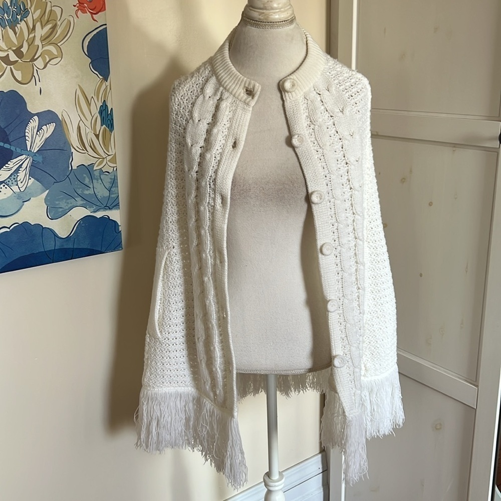 Vintage White Spring Easter Knit Cape/Poncho with Fringe - OS